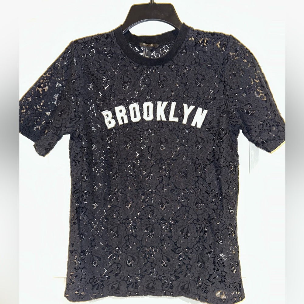 Forever 21 Brooklyn Black Brocade Top - Size Small - New York